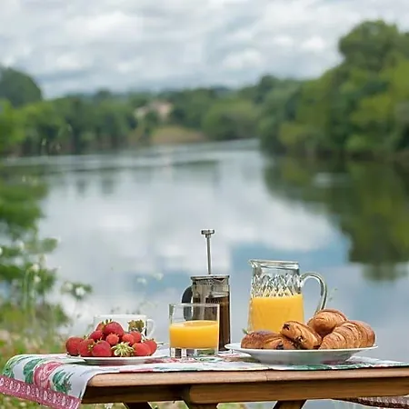 Le Manoir De La Riviere 4*