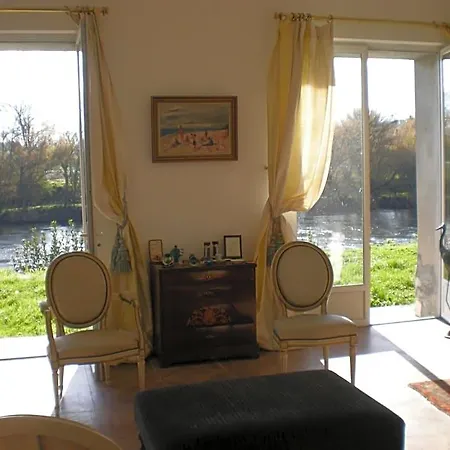 Bed & Breakfast Le Manoir De La Riviere 4*