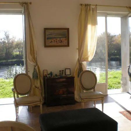 Bed & Breakfast Le Manoir De La Riviere Saint-Seurin-de-Prats