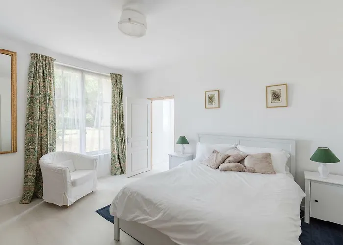 Bed & Breakfast Le Manoir De La Riviere 3*