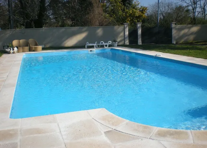 Le Manoir De La Riviere 3* Saint-Seurin-de-Prats